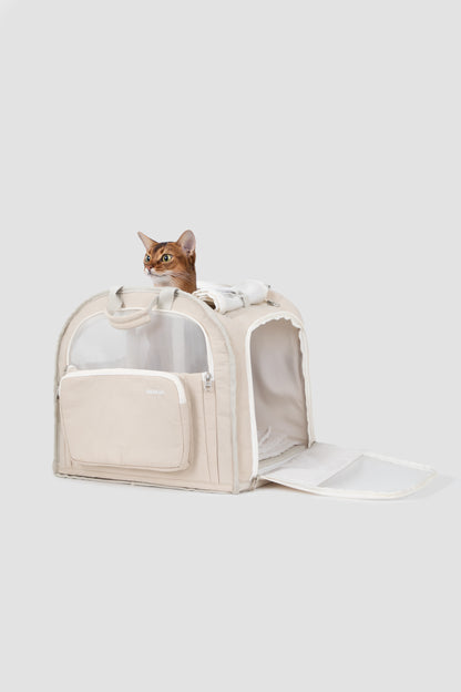 Toast Series Pet Carrier – Detailed view of breathable design